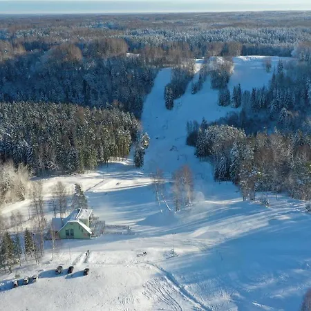 Kuetioru Puhkekeskus 3* Koloreino
