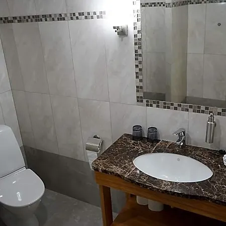 Hotel Kuetioru Puhkekeskus Koloreino